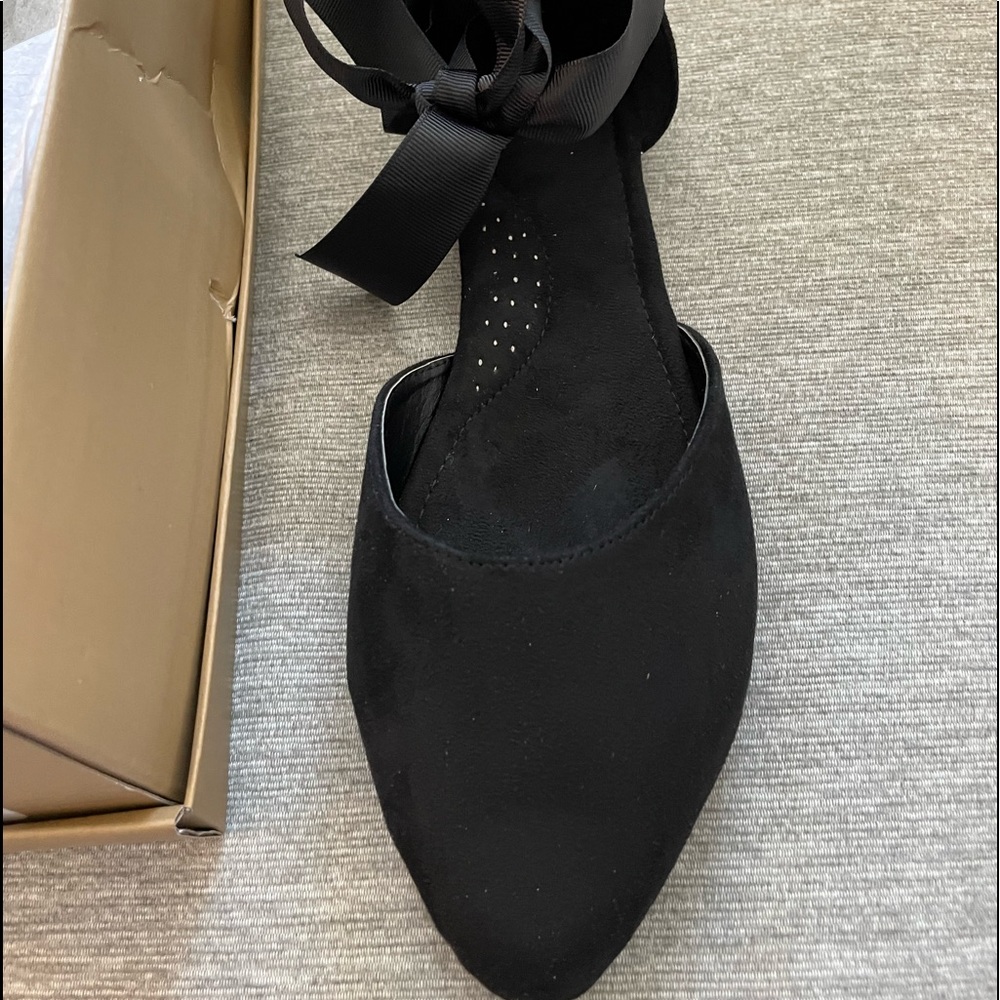 Sophie Sue Black Ballerina Flats, Size 9